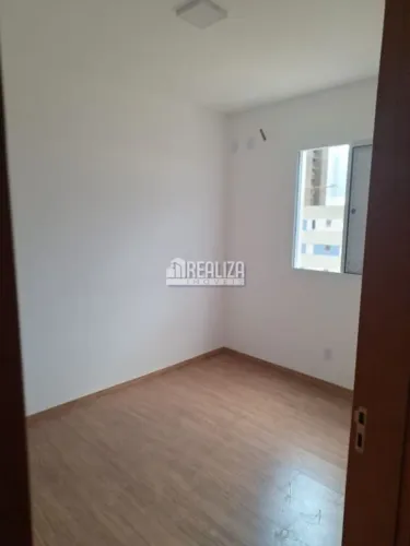 Apartamento com 2 Quarto(s) e 1 banheiro(s) para Alugar, 50 m² por R$ 1525 / Mês