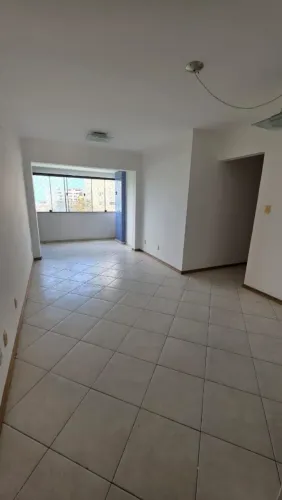 RIO VERMELHO  - 3 QUARTOS COM SUÍTE E VARANDA A VENDA