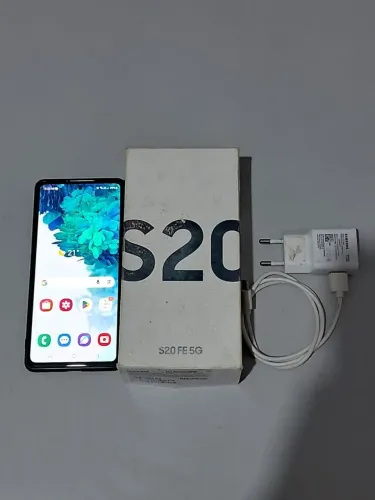Celular 