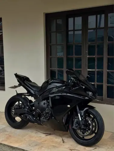Yamaha YZF-R 2013