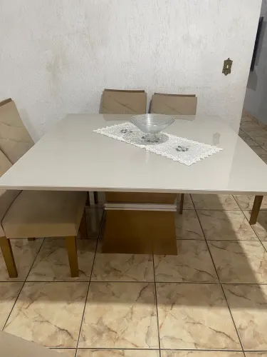 Mesa de jantar para 6 cadeiras vidro temperado e laqueada
