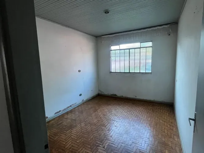 Aluga-se casa zona 5