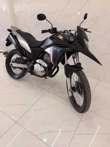 Xre 300 2015