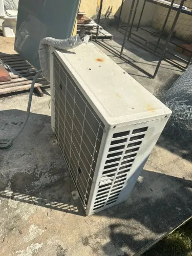 Ar-condicionado Gree Piso Teto 36.000 BTUs 220V Usado
