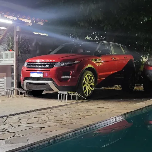 Parachoque evoque 2013 a 2015 em perfeito estado!