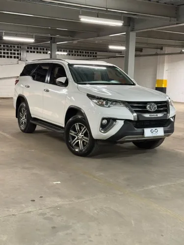 Toyota Hilux SW4 SRV 4X2 2.7 Flex 16V Aut. 2018
