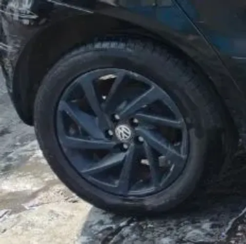 Rodas de liga leve  5x100. Preto fosco. Aceito trocas por rodas de ferro+ volta