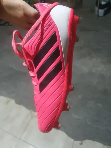 Chuteira campo adidas predator
