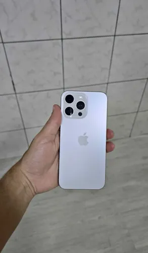 iPhone 15 Pro Max (Troco em PC/PS5)