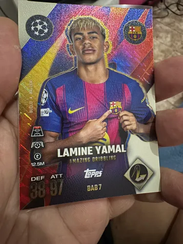 Card Lamine Yamal Amazing Dribbling (Match Attax)