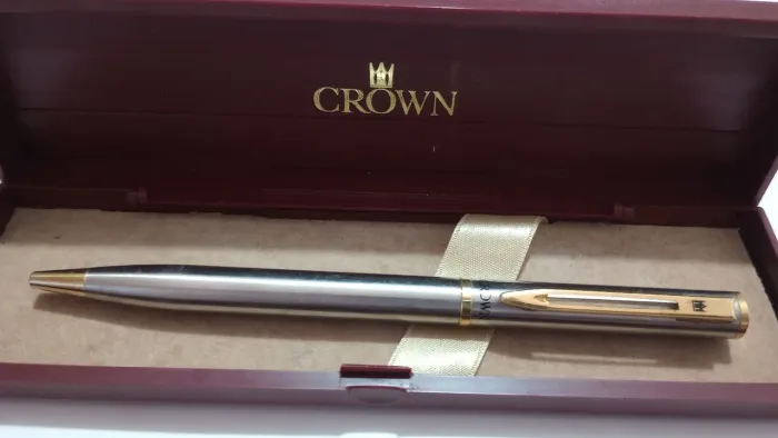 Caneta crown antiga