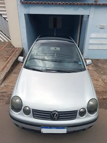 Volkswagen Polo Sedan 1.6 MI 101cv 8V 4P 2005