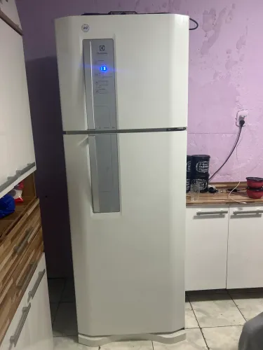 Geladeira Eletrolux