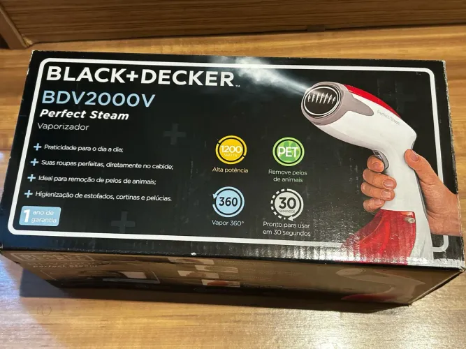 Ferro Passadeira Vertical a Vapor Black&Decker Branco 220V