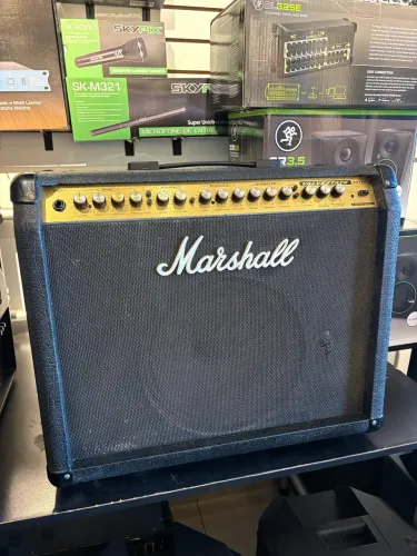 Amplificador Marshall Valvestate VS100