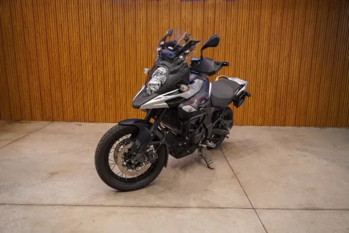 Suzuki DL 1000 V-Strom Branca 2019 - 32.200km