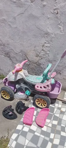 quadriciclo infantil de passeio e pedal