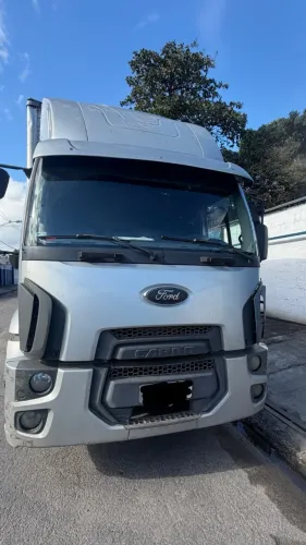 FORDA CARGO 1710 BAÚ