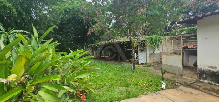 Casa à venda em Campinas, Sousas, com 3 quartos, com 300 m²