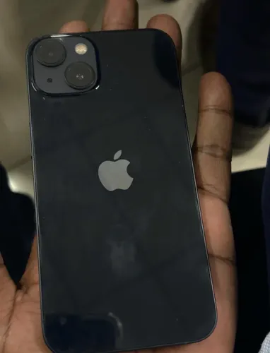 Vendo iPhone 13 bateria 88%