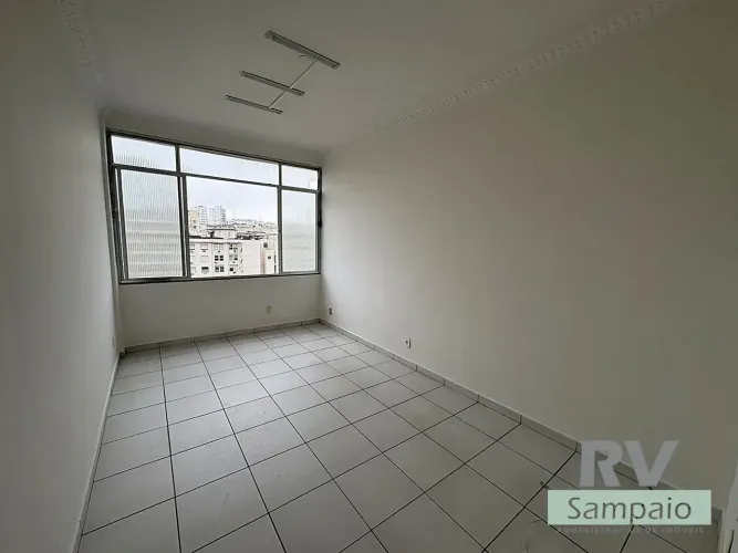 Consultório para aluguel possui 32 metros quadrados em Catete - Rio de Janeiro - RJ