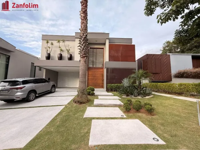 Linda casa em Alto Padrão!