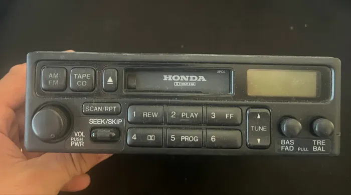 Rádio original Honda 2000 ex
