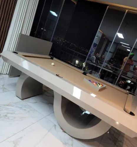 Mesa de Bilhar e Jantar