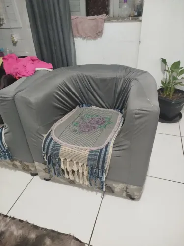 Troco 2 poltronas