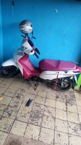 Pra vende troca e uma casa simples 