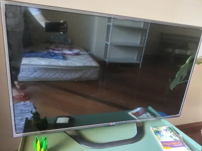 TV LG usada