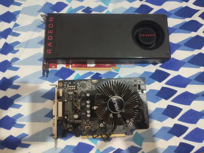 RX 570, GTX 750  RETIRADA DE PEÇAS