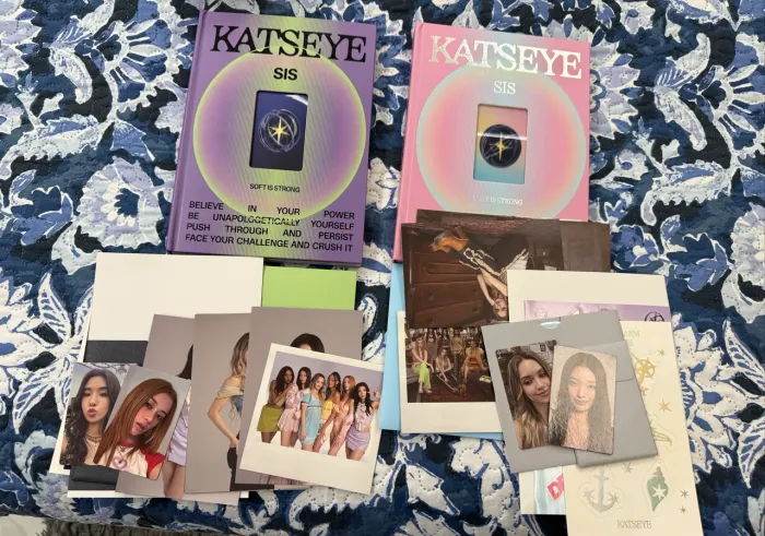 Kit álbum sis katseye completo