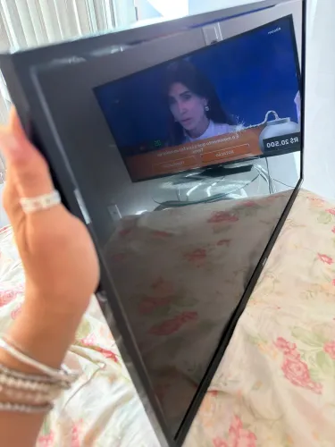 Tv 32 polegadas tela preta 