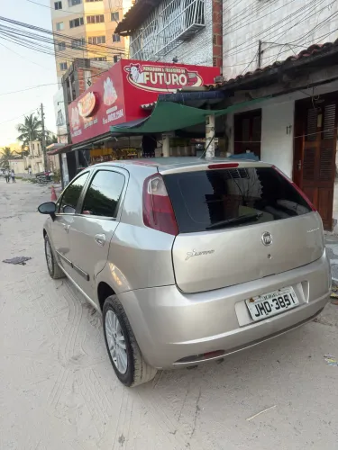 Fiat Punto Attractive 1.4 Fire Flex 8V 5P 2012