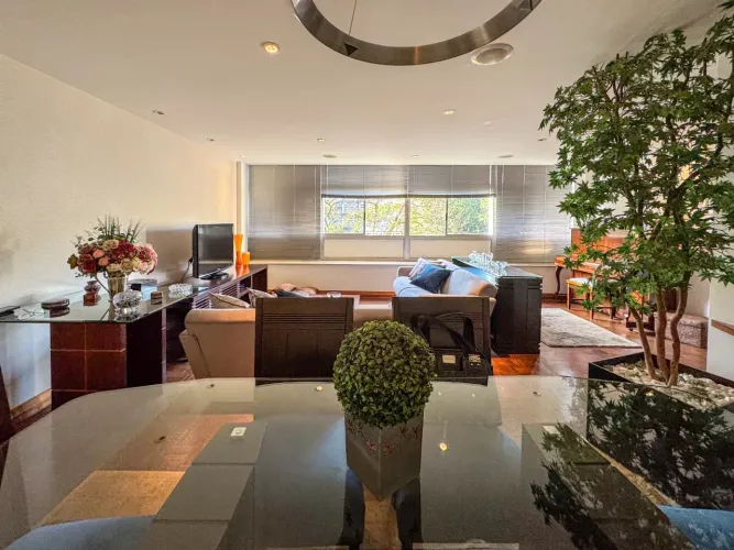 Lindo Apartamento na SQS 110 da Asa Sul Anúncio somente para comprador