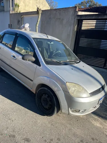 Ford Fiesta Sed. 1.6 8V Flex 4P 2006