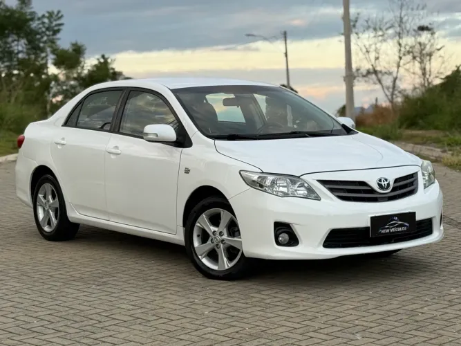 Toyota Corolla XEI 2.0 Flex 16V Aut. 2013