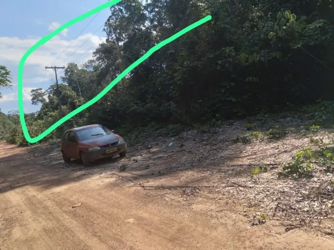 Terreno na estrada de novo Airão