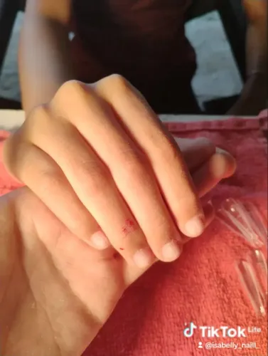 Isabelly de Carvalho Martins | Nail Designer ?