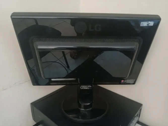Monitor LG Flatron