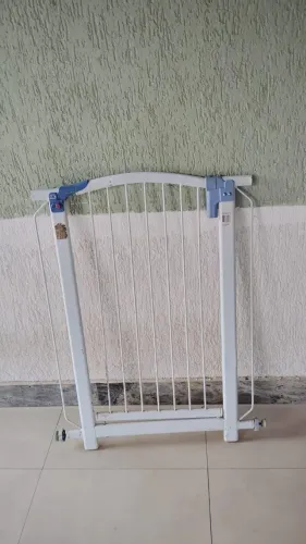 GRADE DE PROTEÇÃO PARA PORTAS - COM 4 FIXADORES