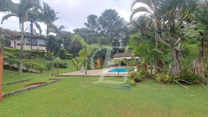 Casa com 4 suítes em Condomínio para alugar, por R$ 9.850/mês - Serra da Cantareira - Mair