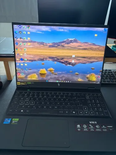 Notebook Acer Nitro 16 i7-14700HX RTX 4060 32GB SSD 512GB Tela 165Hz