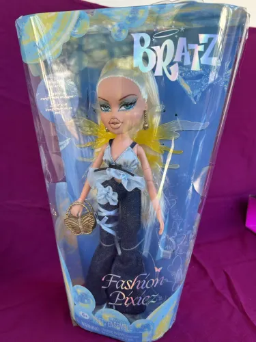 Boneca Bratz Cloe Fashion Pixiez nova lacrada