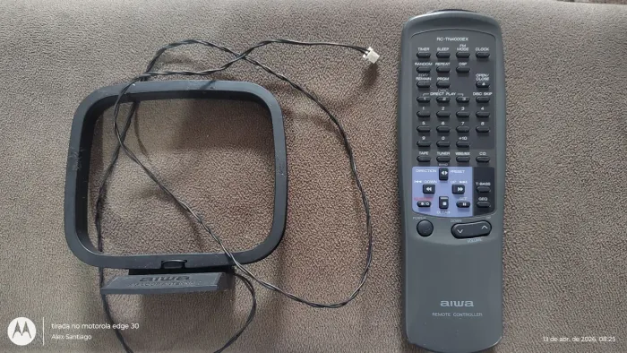Antena e controle Aiwa 