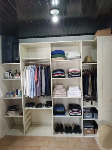 Closet de madeira 