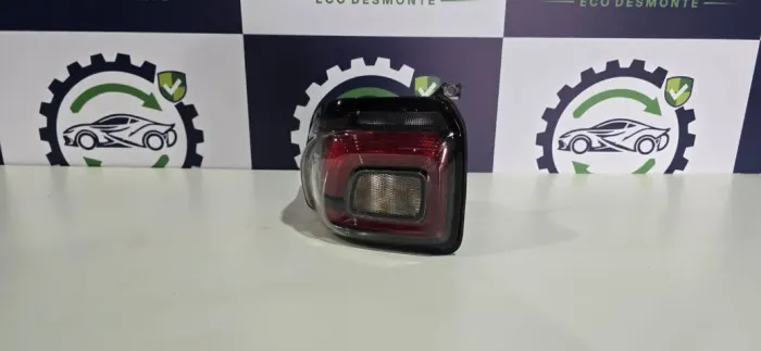 Lanterna Traseira FIAT Strada 2026 Lado Direito/Passageiro - Original