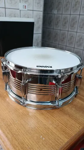 Caixa Japonesa 14x6,5 anos 80 