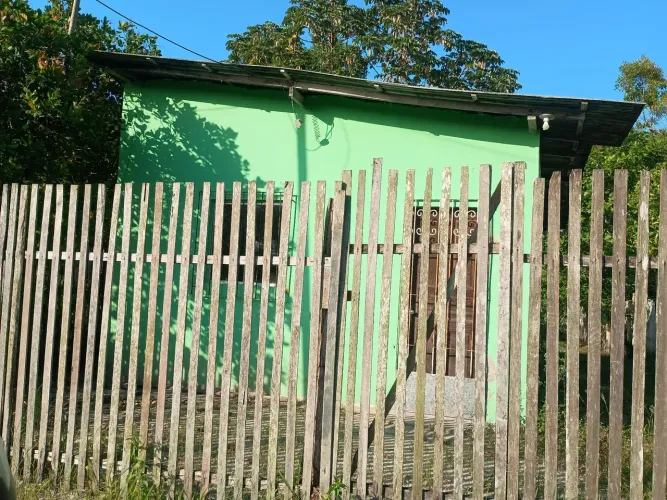 Casa no bairro do fama em outeiro